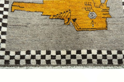 Central medallion detail of 2000s Persian Gabbeh rug from Iran / Persia