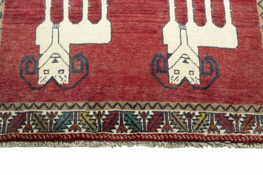 Central medallion detail of 2000s Persian Gabbeh rug from Iran / Persia