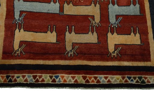 Central medallion detail of 2000s Persian Gabbeh rug from Iran / Persia