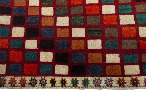 Central medallion detail of 2000s Persian Gabbeh rug from Iran / Persia
