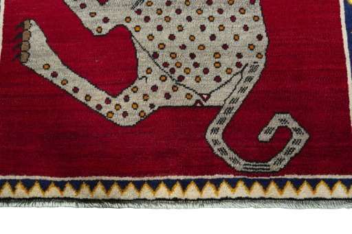 Central medallion detail of 2000s Persian Gabbeh rug from Iran / Persia