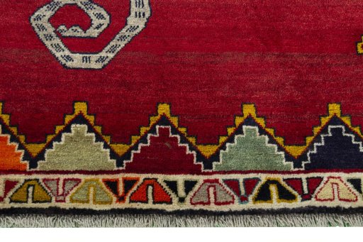 Central medallion detail of 2000s Persian Gabbeh rug from Iran / Persia