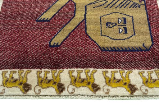 Central medallion detail of 2000s Persian Gabbeh rug from Iran / Persia