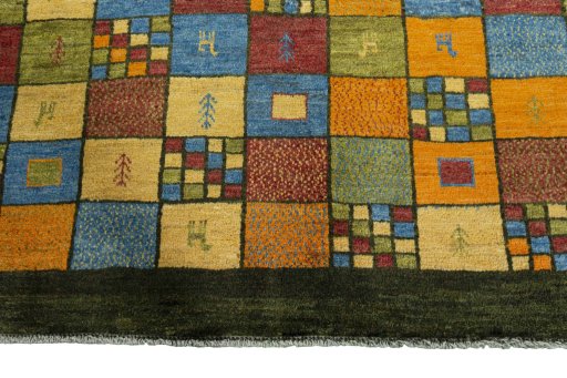 Central medallion detail of 2000s Persian Gabbeh rug from Iran / Persia
