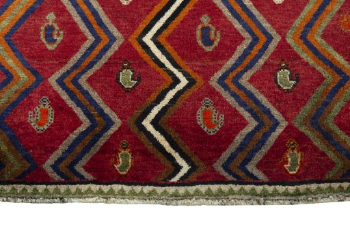 Central medallion detail of 2000s Persian Gabbeh rug from Iran / Persia