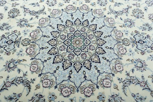 Central medallion detail of 2000s Nain rug from Iran / Persia