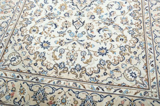 Close-up detail of 2000s Kashan rug from Iran / Persia showing Wool weave