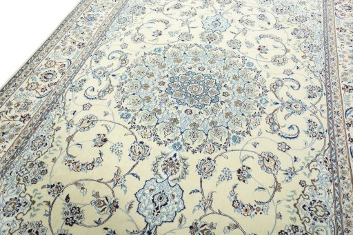 Backside of handmade 2000s Nain rug showing knot structure and weave density