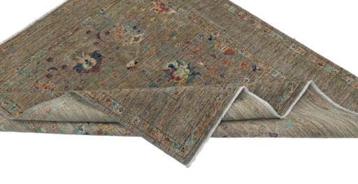 Central medallion detail of New Farahan rug from Pakistan