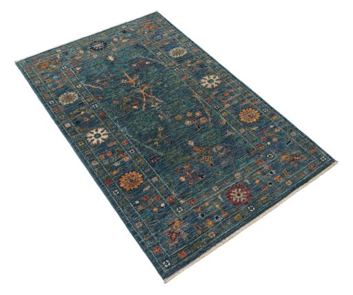 Corner detail of New Farahan rug showing border pattern and Wool pile