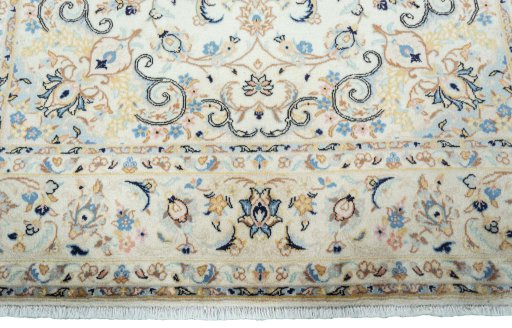 Full view of New Kashan rug from Iran / Persia, 295 × 190 cm in Beige tones