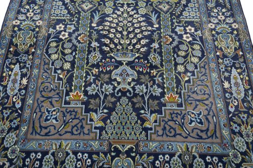 Central medallion detail of 2000s Kashan rug from Iran / Persia