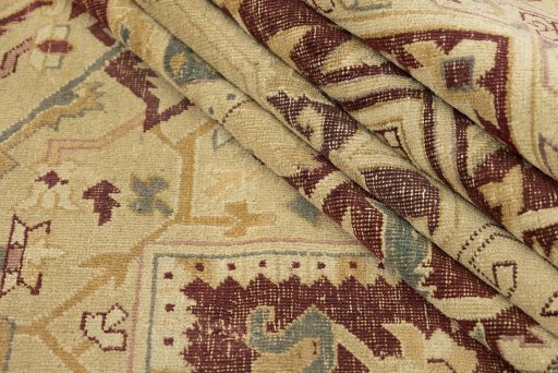 Corner detail of 1900s Amritsar rug showing border pattern and Wool pile