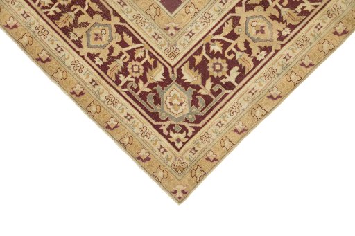 Backside of handmade 1900s Amritsar rug showing knot structure and weave density
