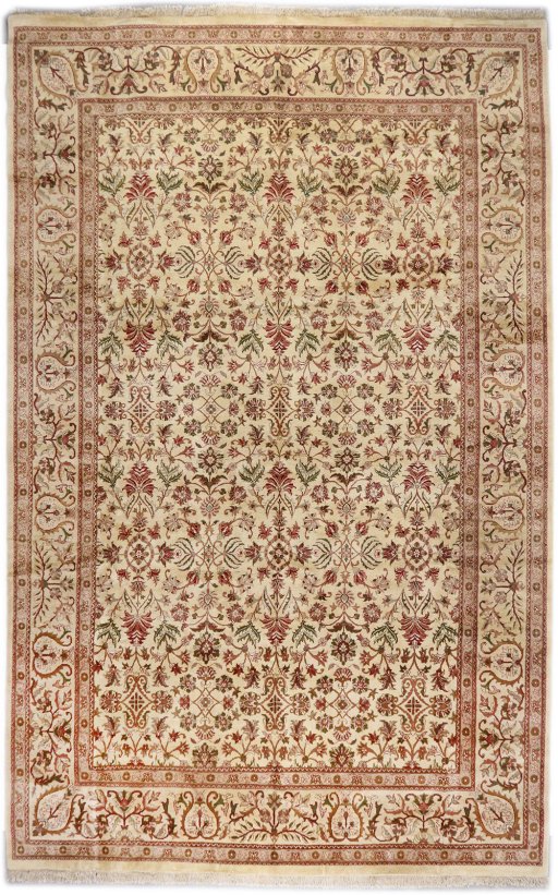 Full view of 1990s Jaipur rug from India, 567 × 359 cm in Cream tones