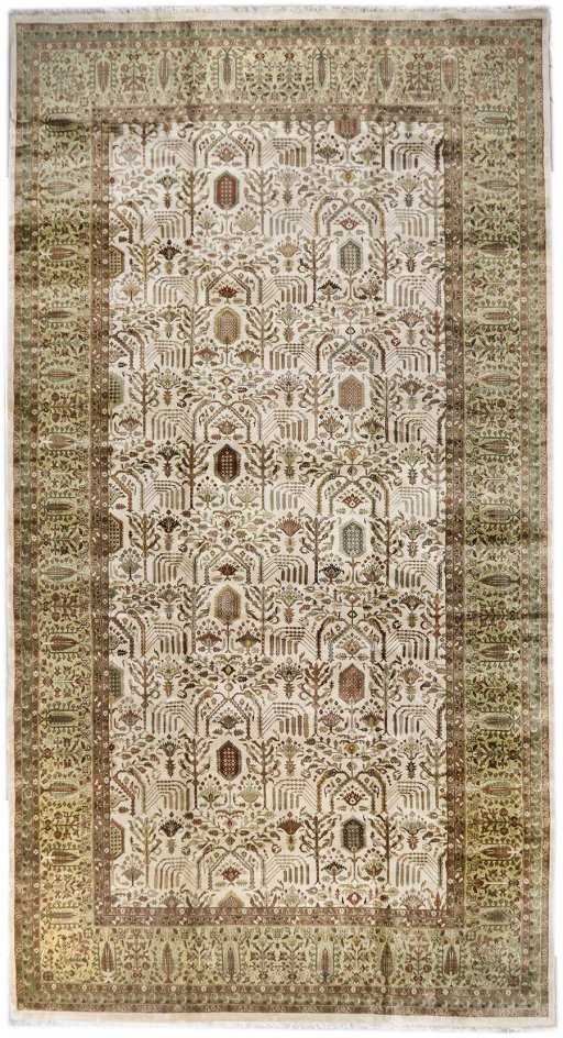 Full view of 1990s Jaipur rug from India, 673 × 360 cm in Cream tones