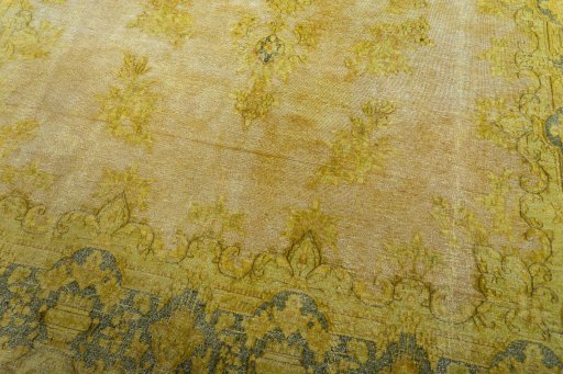 Close-up detail of 1950s Vintage rug from Pakistan showing Wool weave