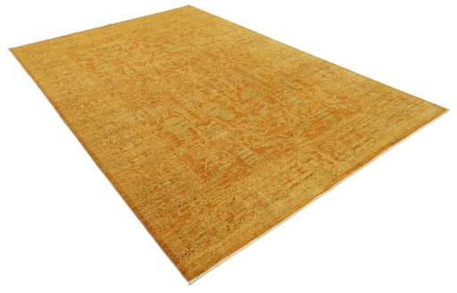 Corner detail of New Farahan rug showing border pattern and Wool pile