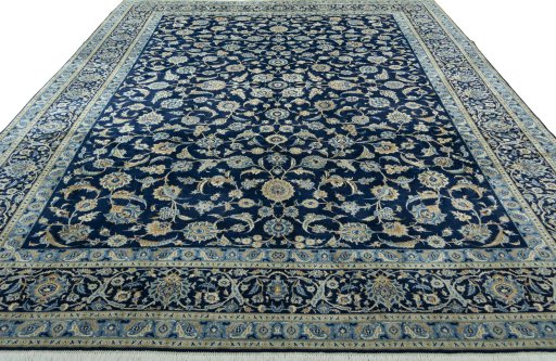 Surface texture of 2000s Kashan rug with natural Wool and intricate pattern