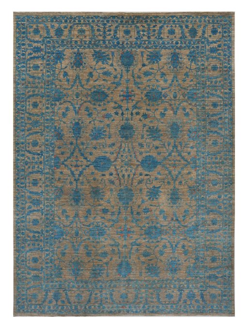 Full view of New Farahan rug from Pakistan, 377 × 272 cm in Gray tones