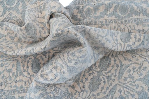 Full view of New Farahan rug from Pakistan, 303 × 199 cm in Beige tones