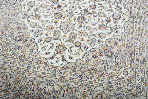 Close-up detail of 2000s Kashan rug from Iran / Persia showing Wool weave