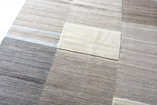 Surface texture of New Kilim Ghashghai rug with natural Wool and intricate pattern