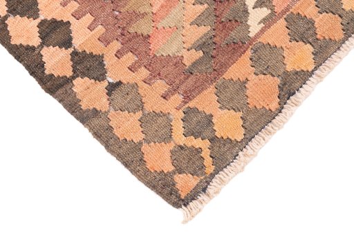 Central medallion detail of 1989s Kilim Traditional rug from Iran / Persia