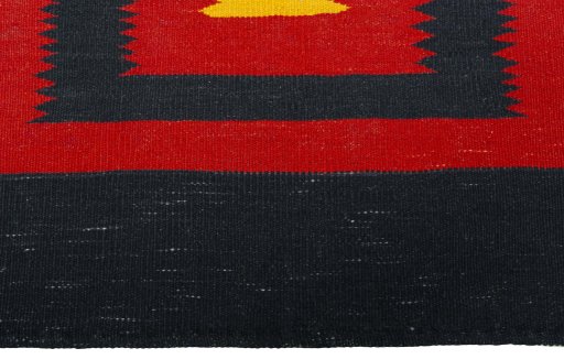 Central medallion detail of New Kilim Sofre rug from Turkey