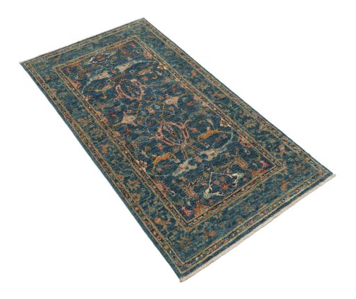 Corner detail of New Farahan rug showing border pattern and Wool pile