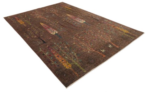 Corner detail of New Farahan rug showing border pattern and Wool pile