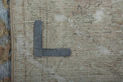 Close-up detail of 1950s Vintage rug from Pakistan showing Wool weave