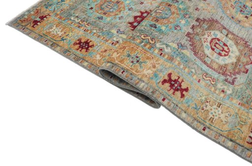 Close-up detail of New Farahan rug from Pakistan showing Wool weave