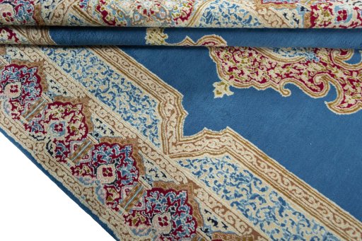 Close-up detail of 1970s Kerman rug from Iran / Persia showing Wool weave