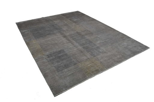 Corner detail of New Mahli rug showing border pattern and Wool pile