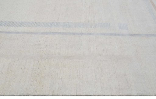 Backside of handmade New Mahli rug showing knot structure and weave density