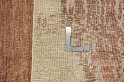 Surface texture of New Mahli rug with natural Wool and intricate pattern