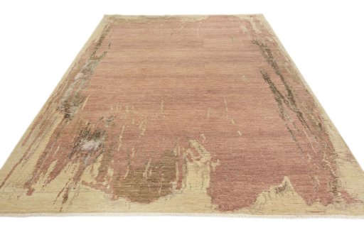 Surface texture of New Mahli rug with natural Wool and intricate pattern