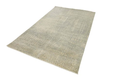 Close-up detail of New Mahli rug from Pakistan showing Wool weave