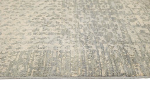 Close-up detail of New Mahli rug from Pakistan showing Wool weave