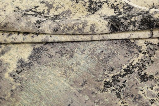 Close-up detail of New Mahli rug from Pakistan showing Wool weave