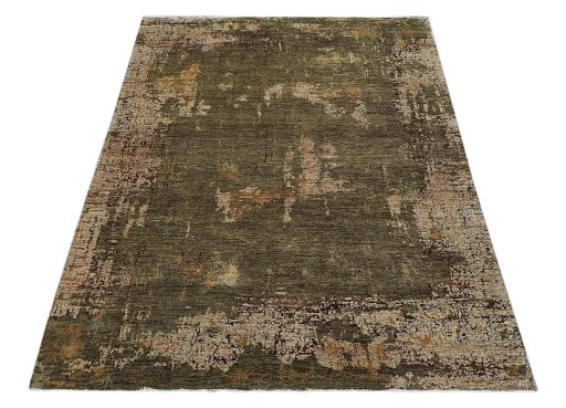 Close-up detail of New Mahli rug from Pakistan showing Wool weave