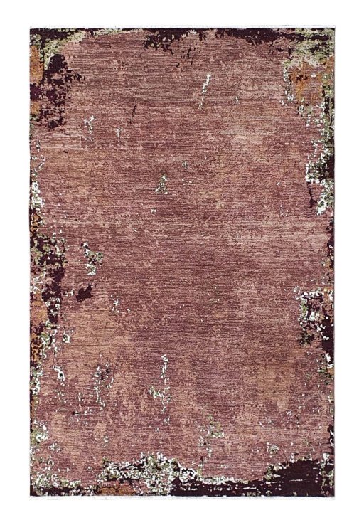 Corner detail of New Mahli rug showing border pattern and Wool pile