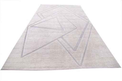 Surface texture of New Mahli rug with natural Mercesized Cotton and intricate pattern