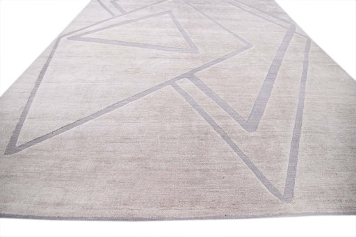 Close-up detail of New Mahli rug from Pakistan showing Mercesized Cotton weave