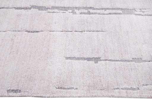 Corner detail of New Mahli rug showing border pattern and Mercesized Cotton pile
