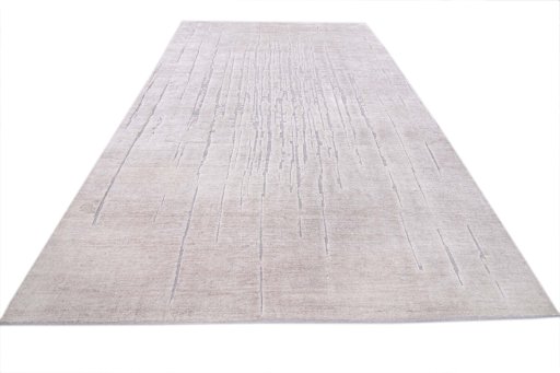 Surface texture of New Mahli rug with natural Mercesized Cotton and intricate pattern