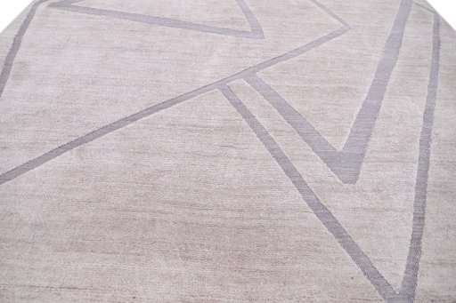 Close-up detail of New Mahli rug from Pakistan showing Mercesized Cotton weave