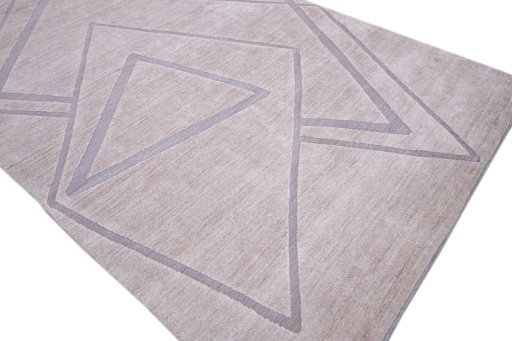 Full view of New Mahli rug from Pakistan, 316 × 209 cm in Gray tones