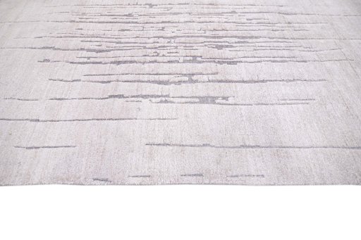 Close-up detail of New Mahli rug from Pakistan showing Mercesized Cotton weave